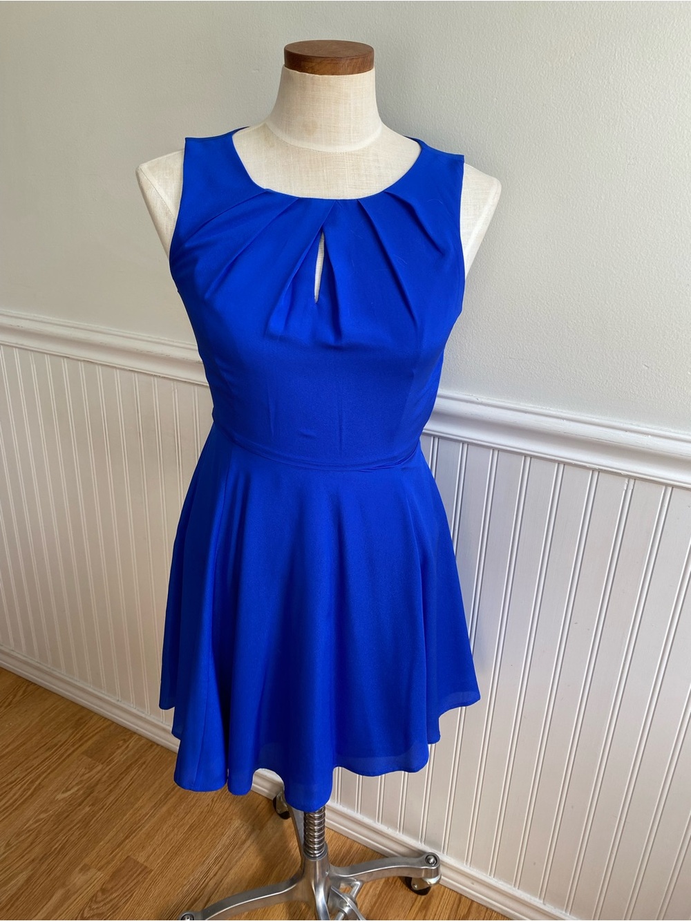 Sleeveless Keyhole Fit & Flare Dress in Cobalt Blue